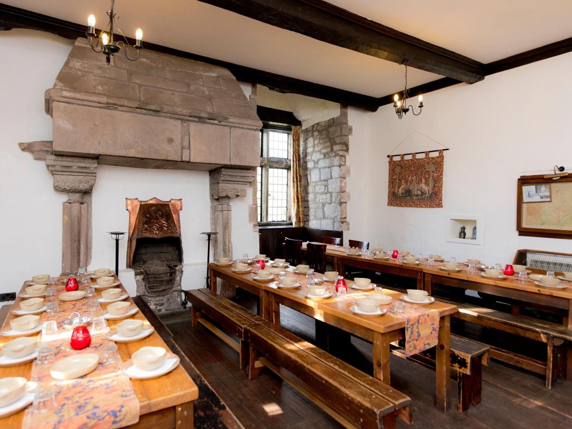 yha-st-briavels-castle-hostel-saint-briavels-united-kingdom-season